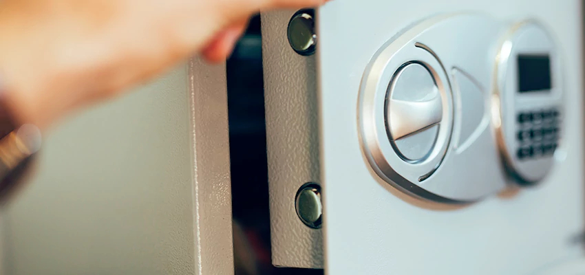 Fingerprint Safe Openers in Cherryland, CA
